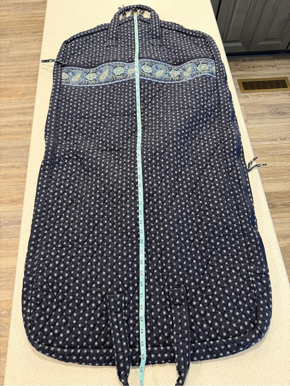 Vintage Vera Bradley retired print garment bag